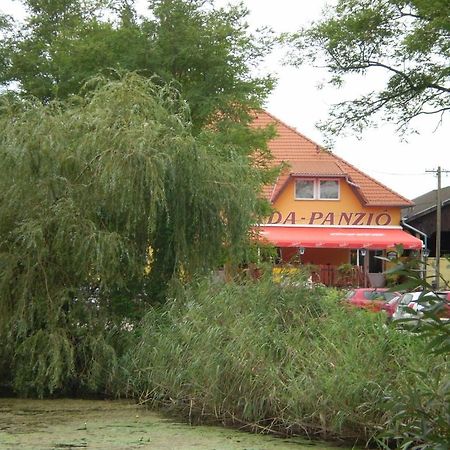 Zatonyi Csarda Panzio Bed and Breakfast Dunasziget Eksteriør billede