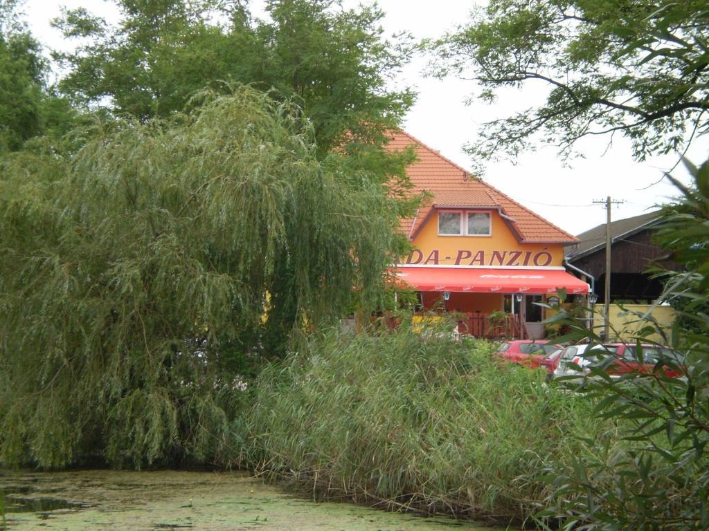 Zatonyi Csarda Panzio Bed and Breakfast Dunasziget Eksteriør billede