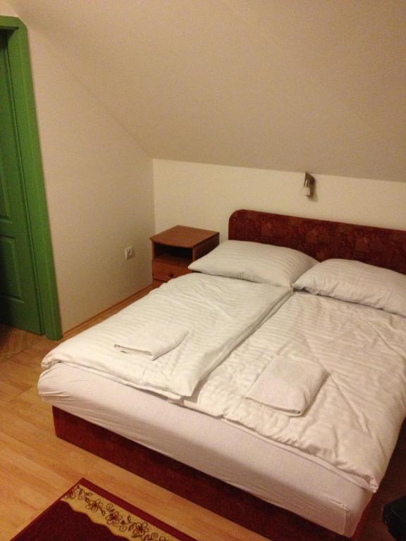 Zatonyi Csarda Panzio Bed and Breakfast Dunasziget Værelse billede